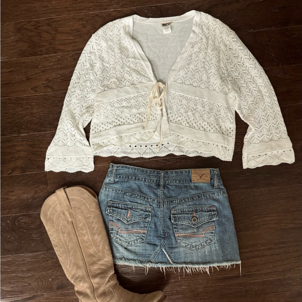2000s White Lace Tie-Front Cardigan